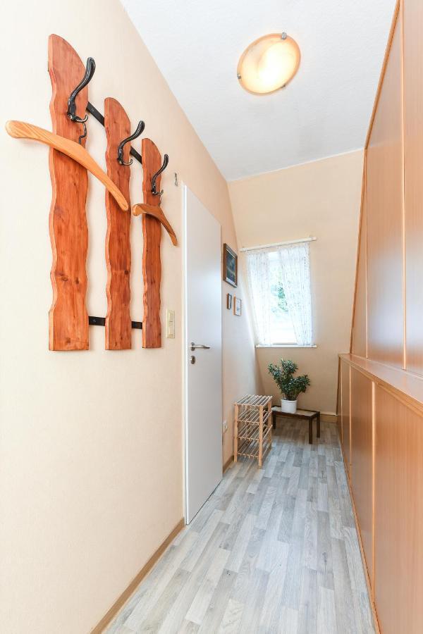 Ferienwohnung Im Haus Weinstock Езенс Екстериор снимка